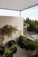 balcony-3.JPG